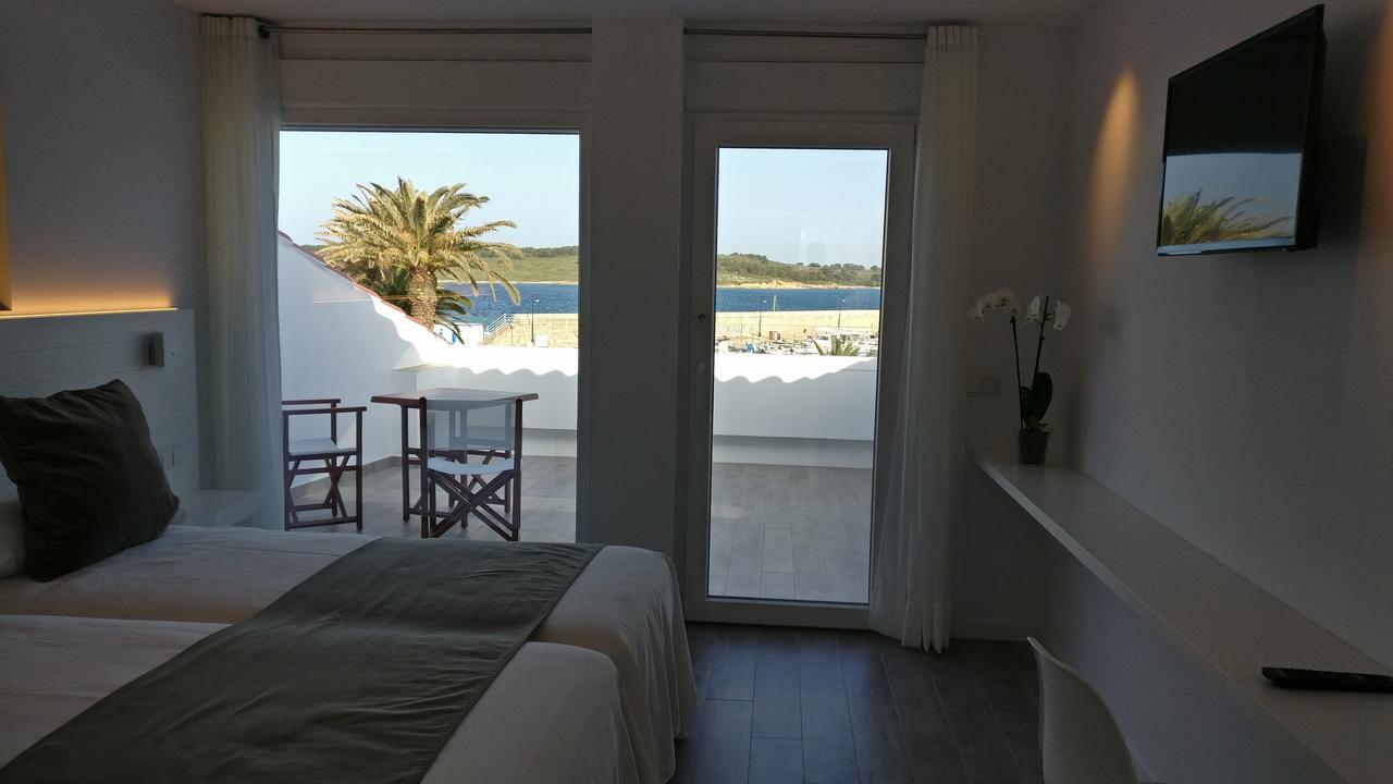 Hostal La Palma Fornells  Eksteriør bilde