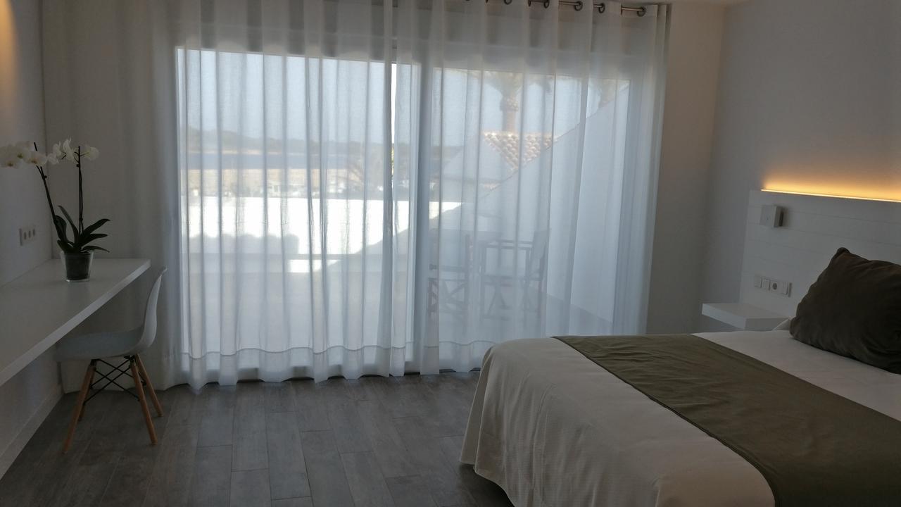 Hostal La Palma Fornells  Eksteriør bilde