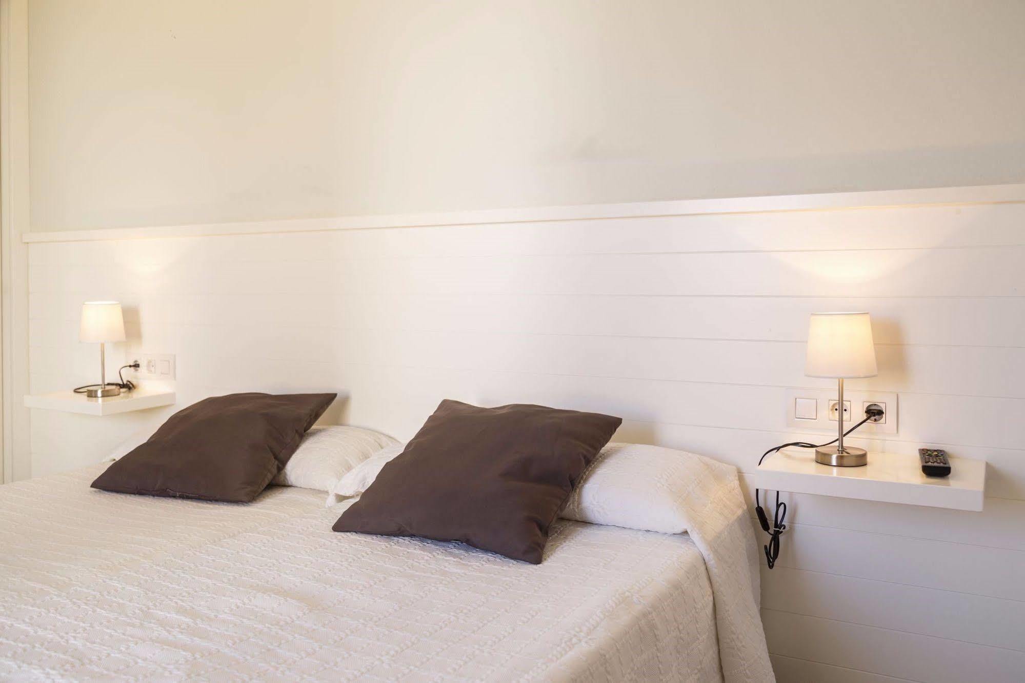 Hostal La Palma Fornells  Eksteriør bilde